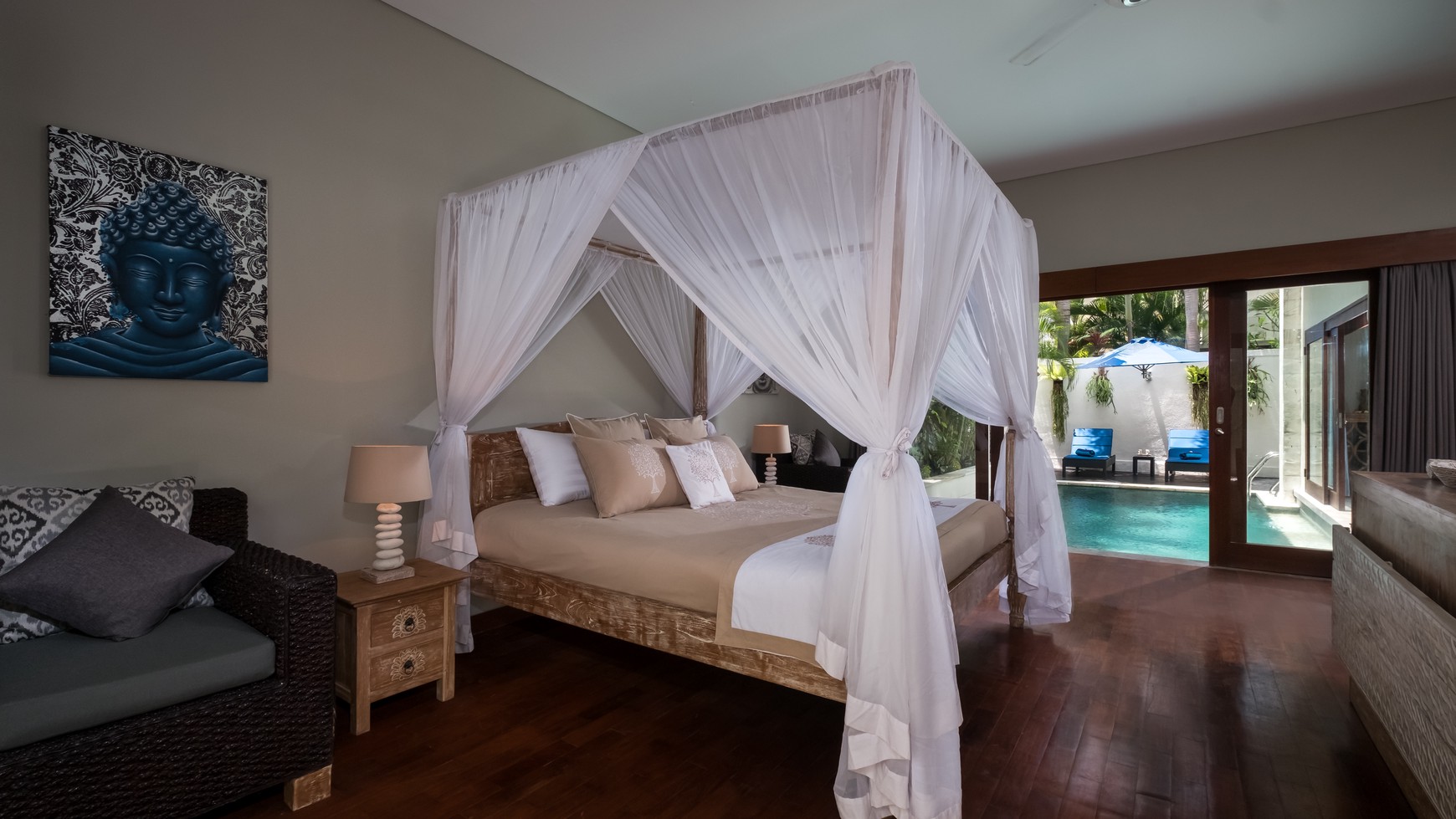 Freehold - Exquisite Tropical Retreat 2-Bedroom Villa in Prime Canggu Location