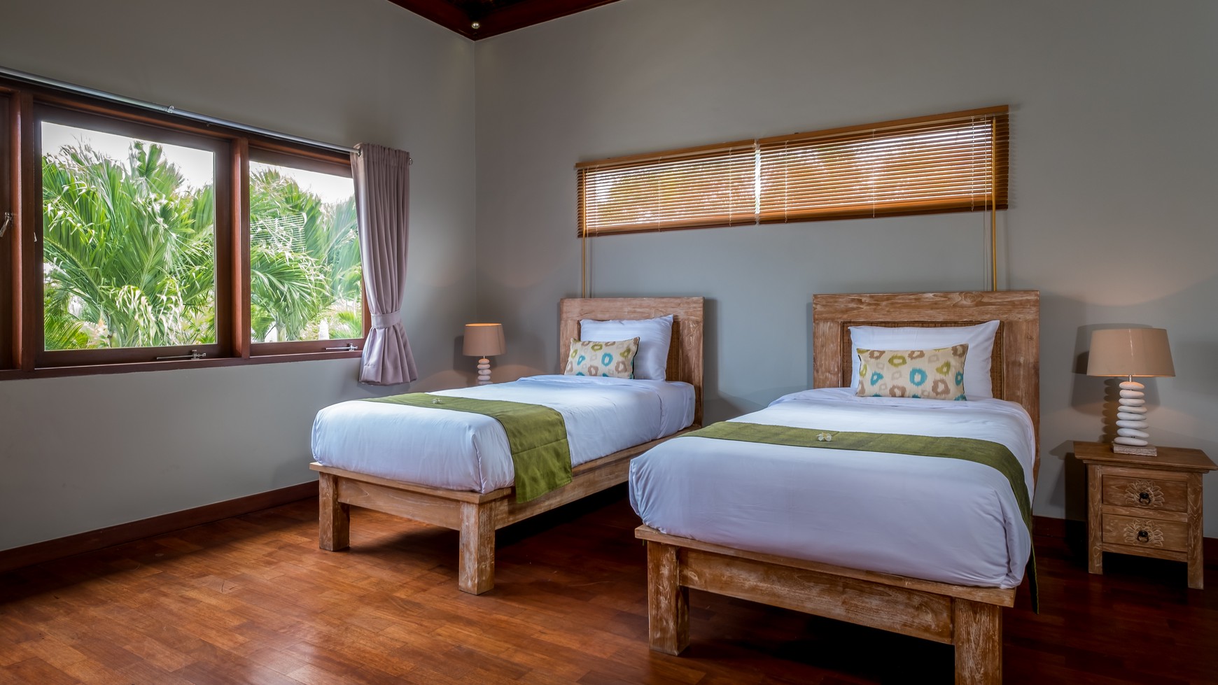 Freehold - Exquisite Tropical Retreat 2-Bedroom Villa in Prime Canggu Location