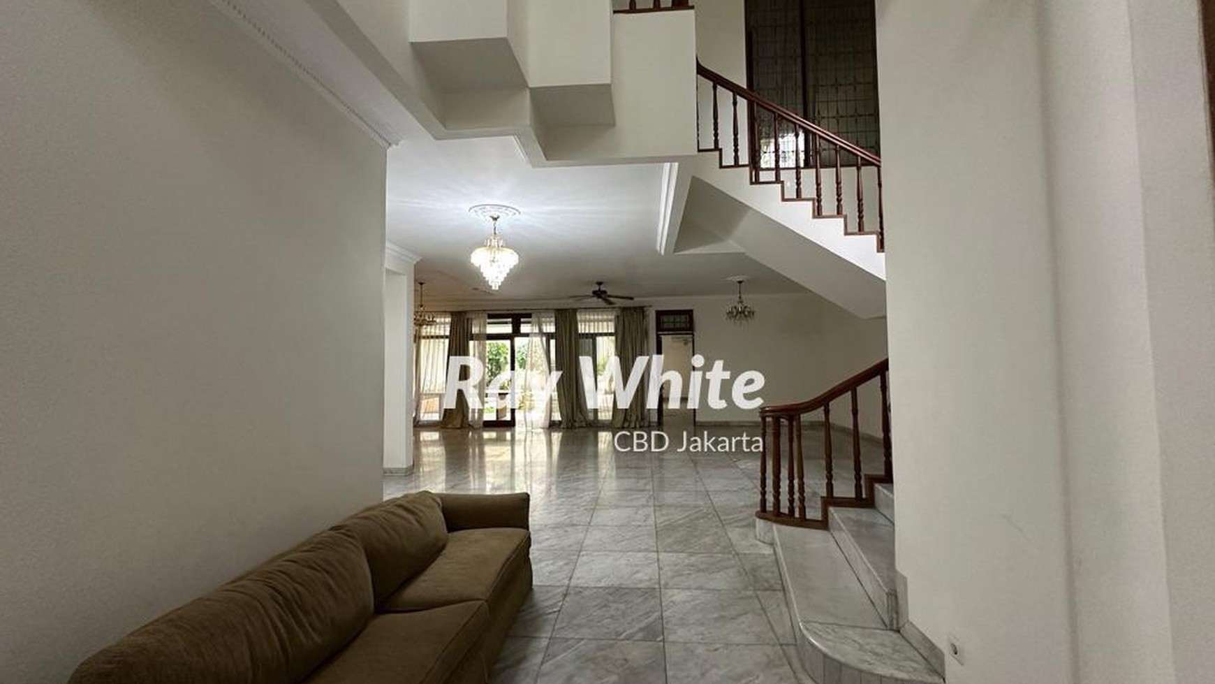 Rumah Mewah Dan Luas Disewakan Daerah Menteng Jakarta Pusat