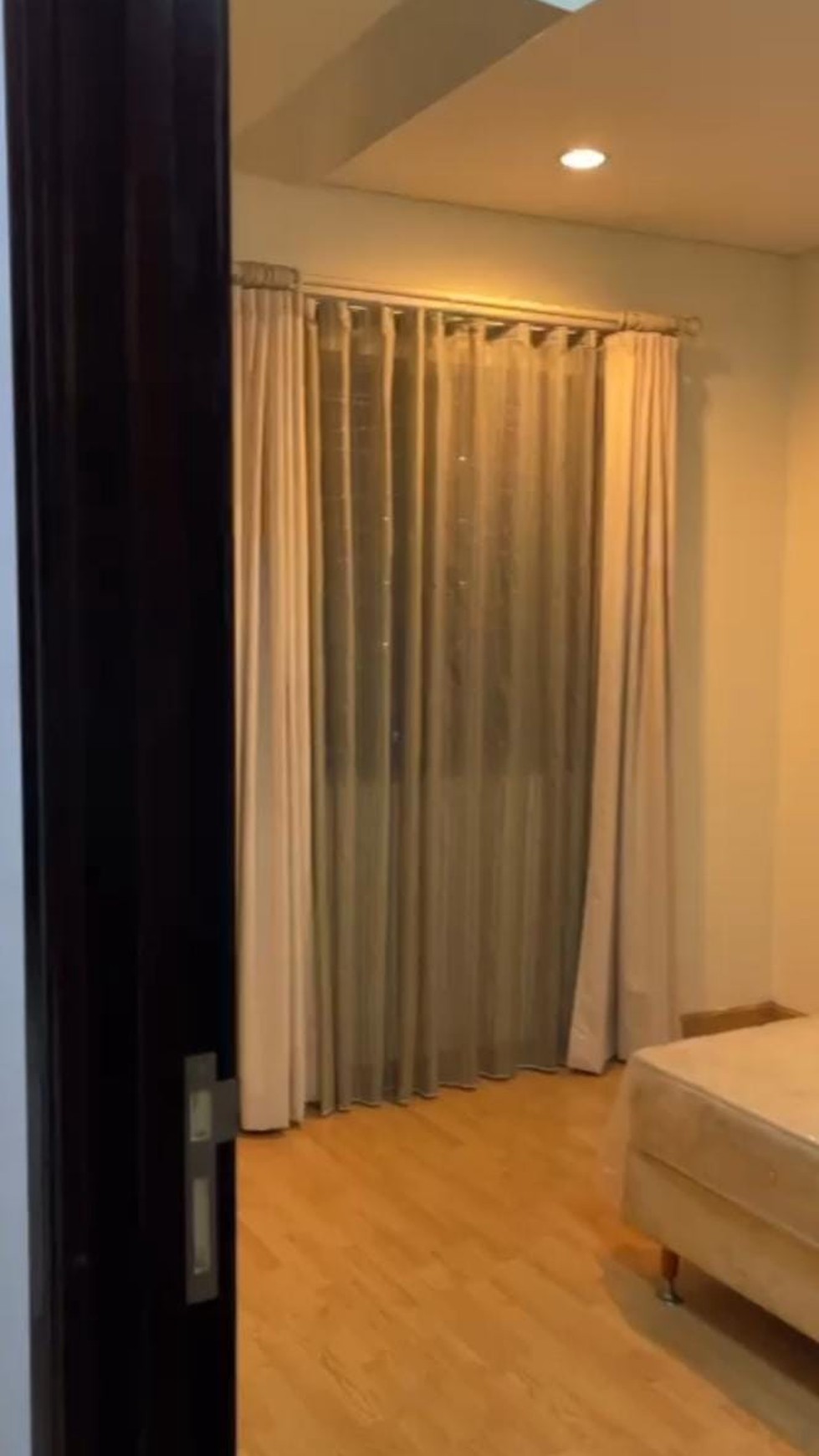 Apartemen Waterplace De Residence, Private Lift. Type 3BR