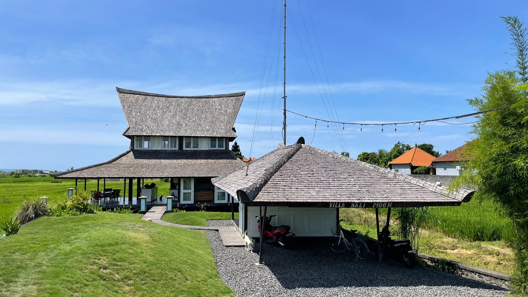 land and house  near Cemagi Beach