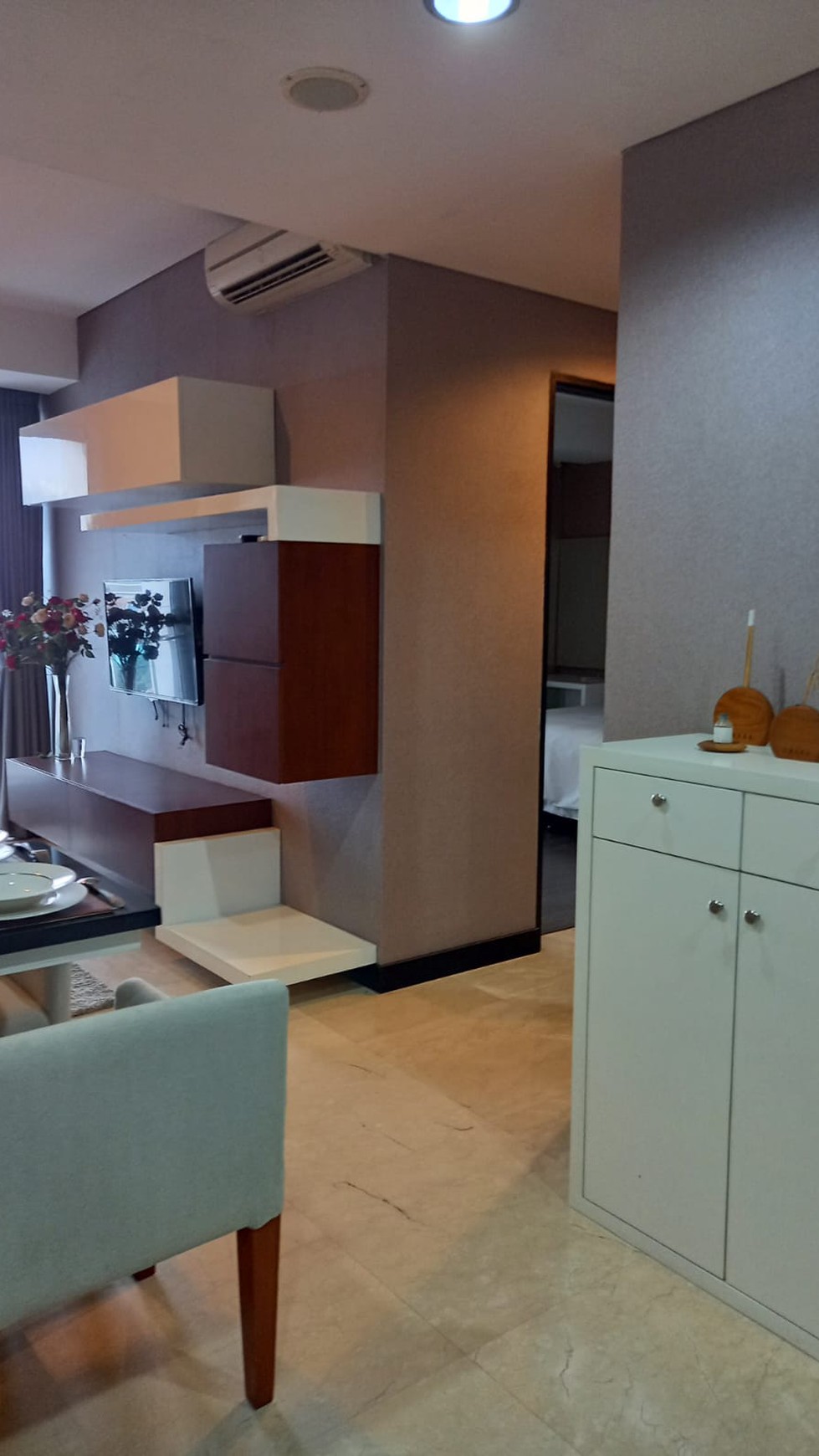 Apartemen lux Aston Bellevue fully furnished persis di daerah strategis Pondok Indah/Haji Nawi Kebayoran Baru