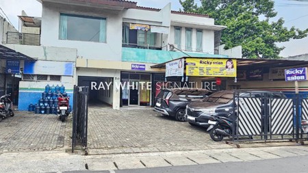 Rumah Dijual Dengan Unirt Usaha di Radio Dalam