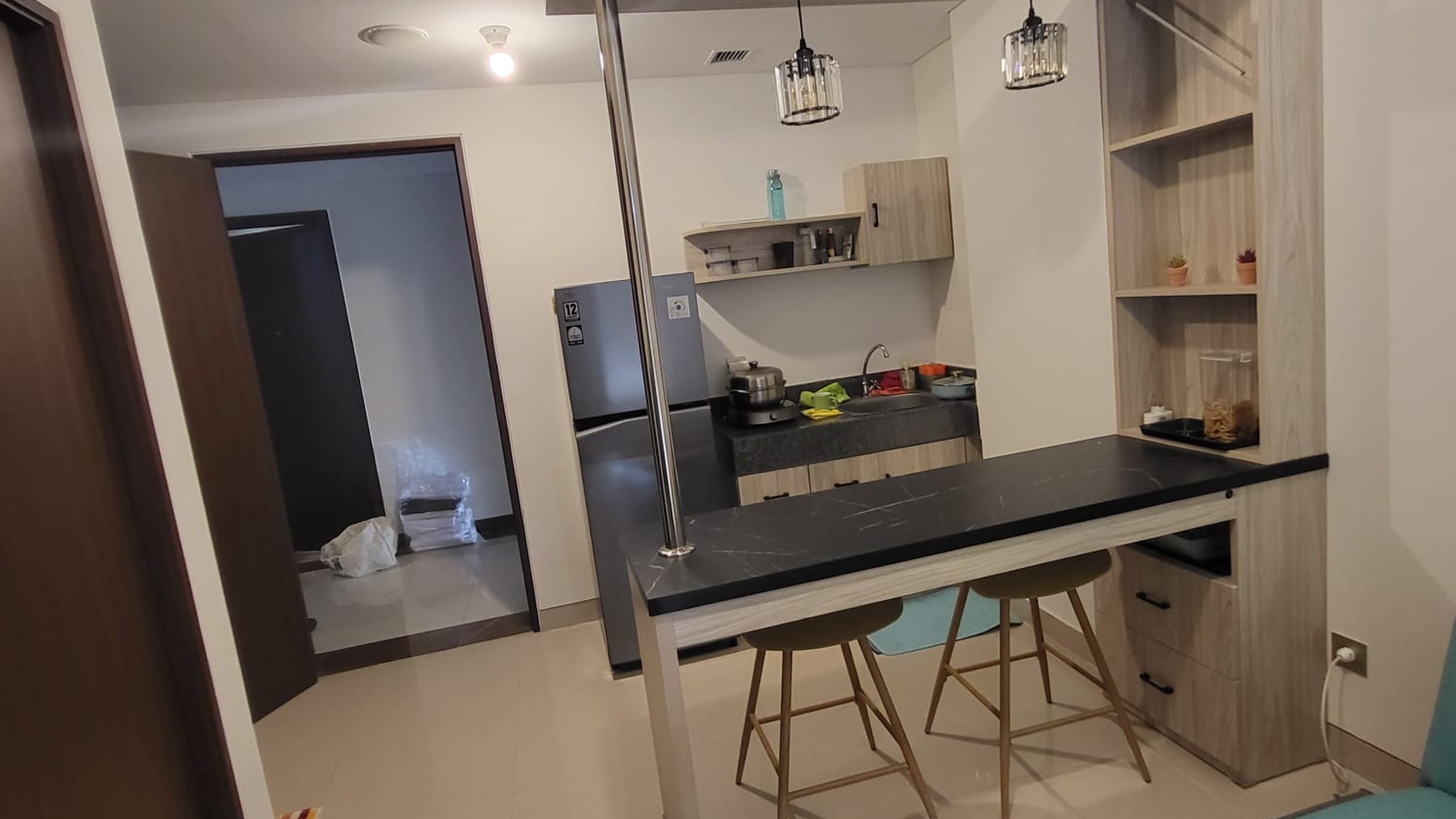 Jual Murah, Furnished 2 BR Apartemen TransparkCibubur