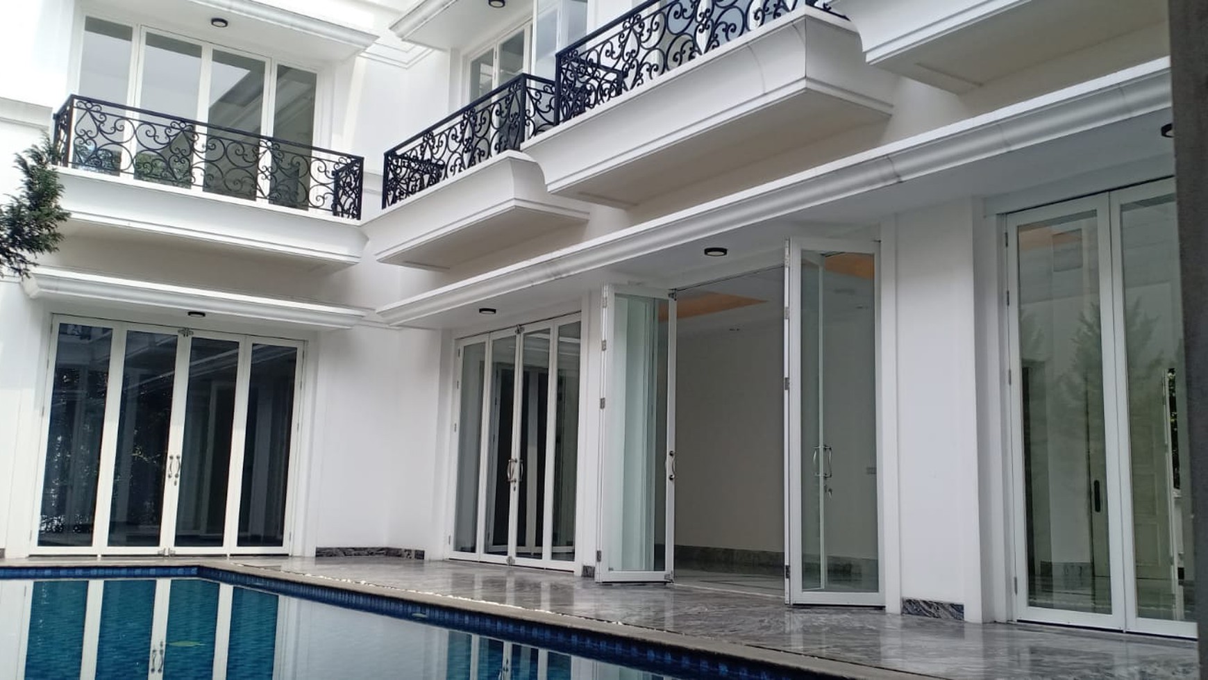 Di Jual Brand New House di Jl Niaga Hijau Raya Pondok Indah - Jakarta Selatan