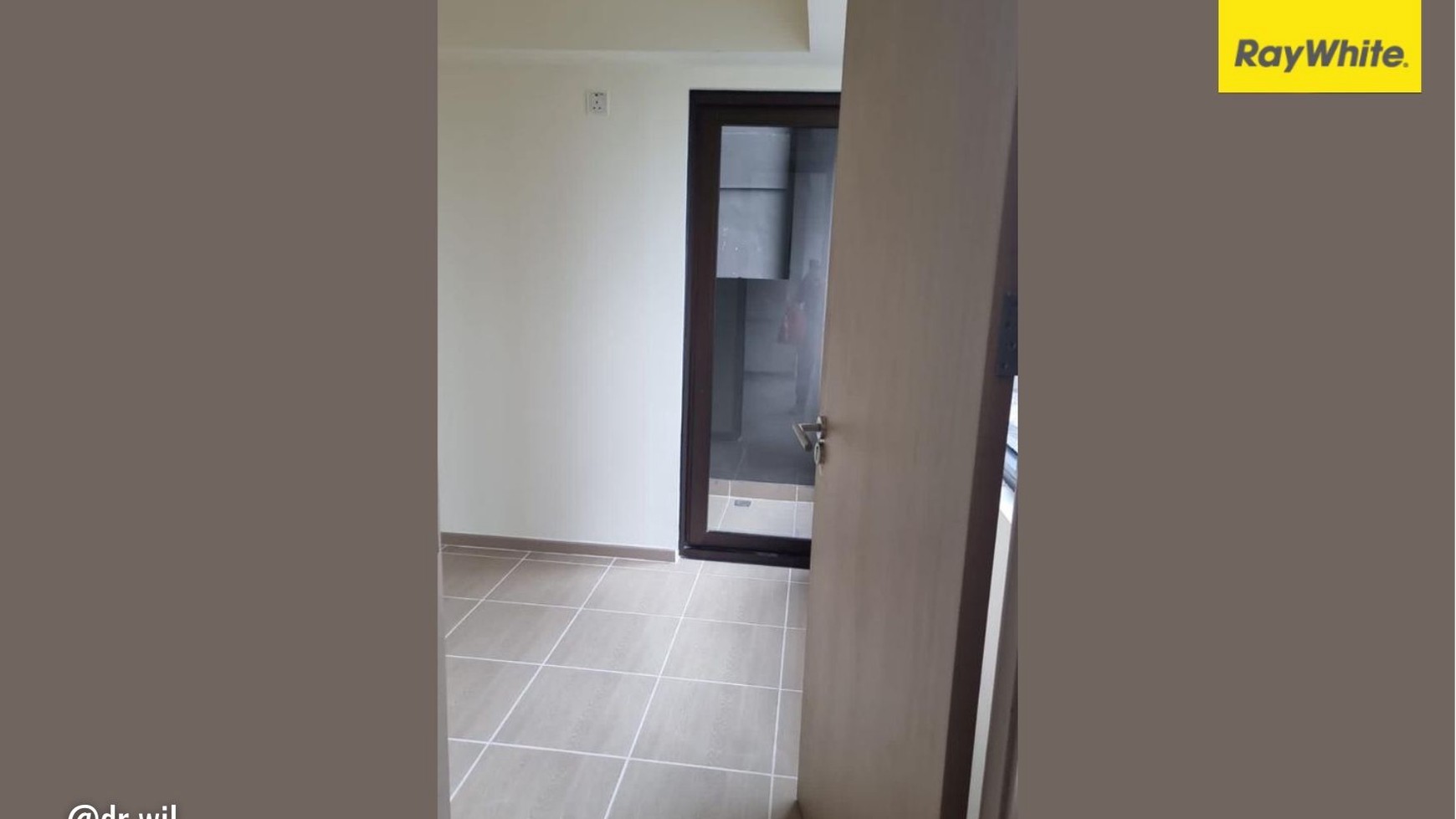 Tower Silverlake Apartemen Meikarta 2 BR Selangkah Ke Kantor