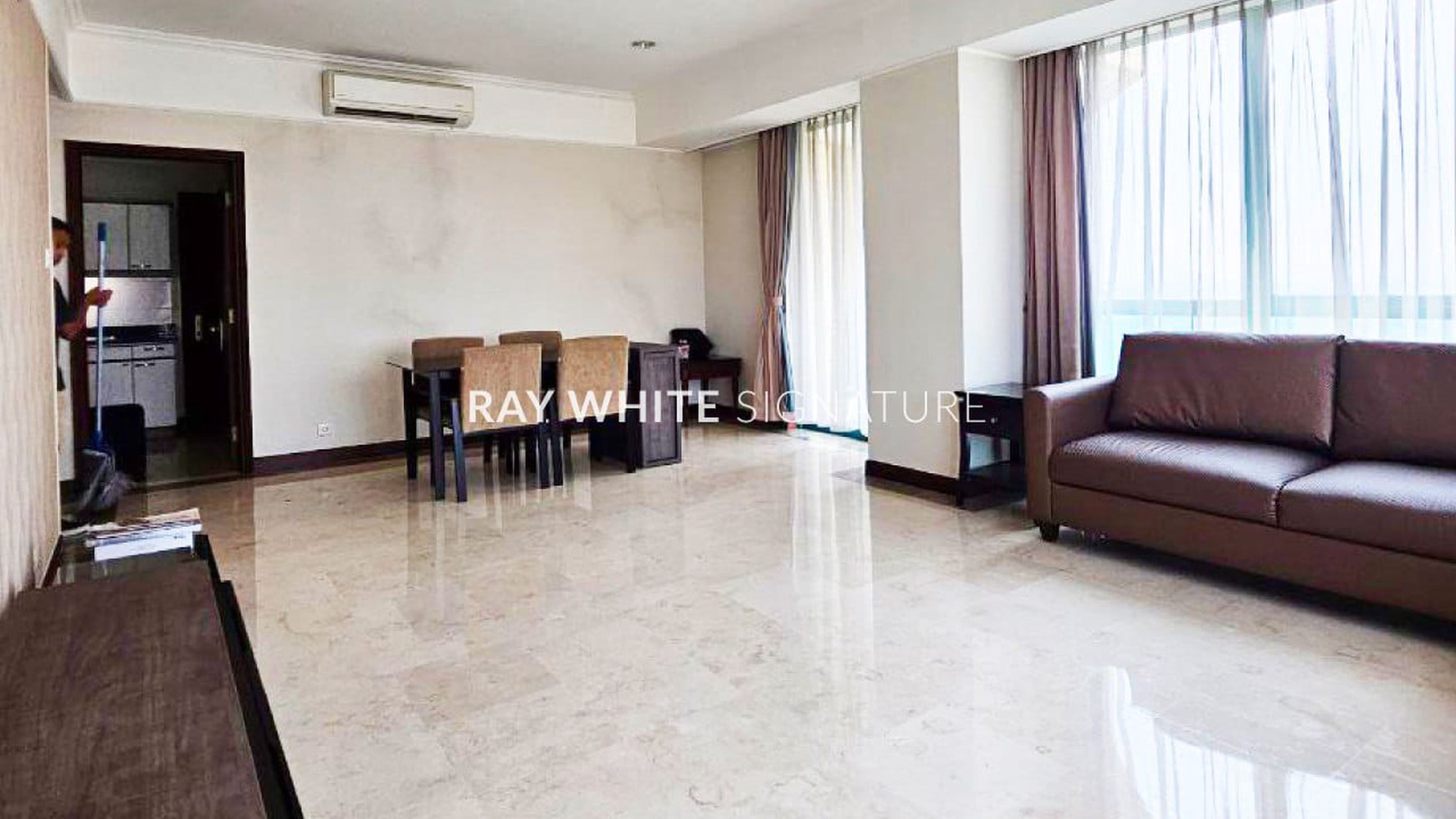 Di Jual Apartemen Casablanca Tebet View Pool