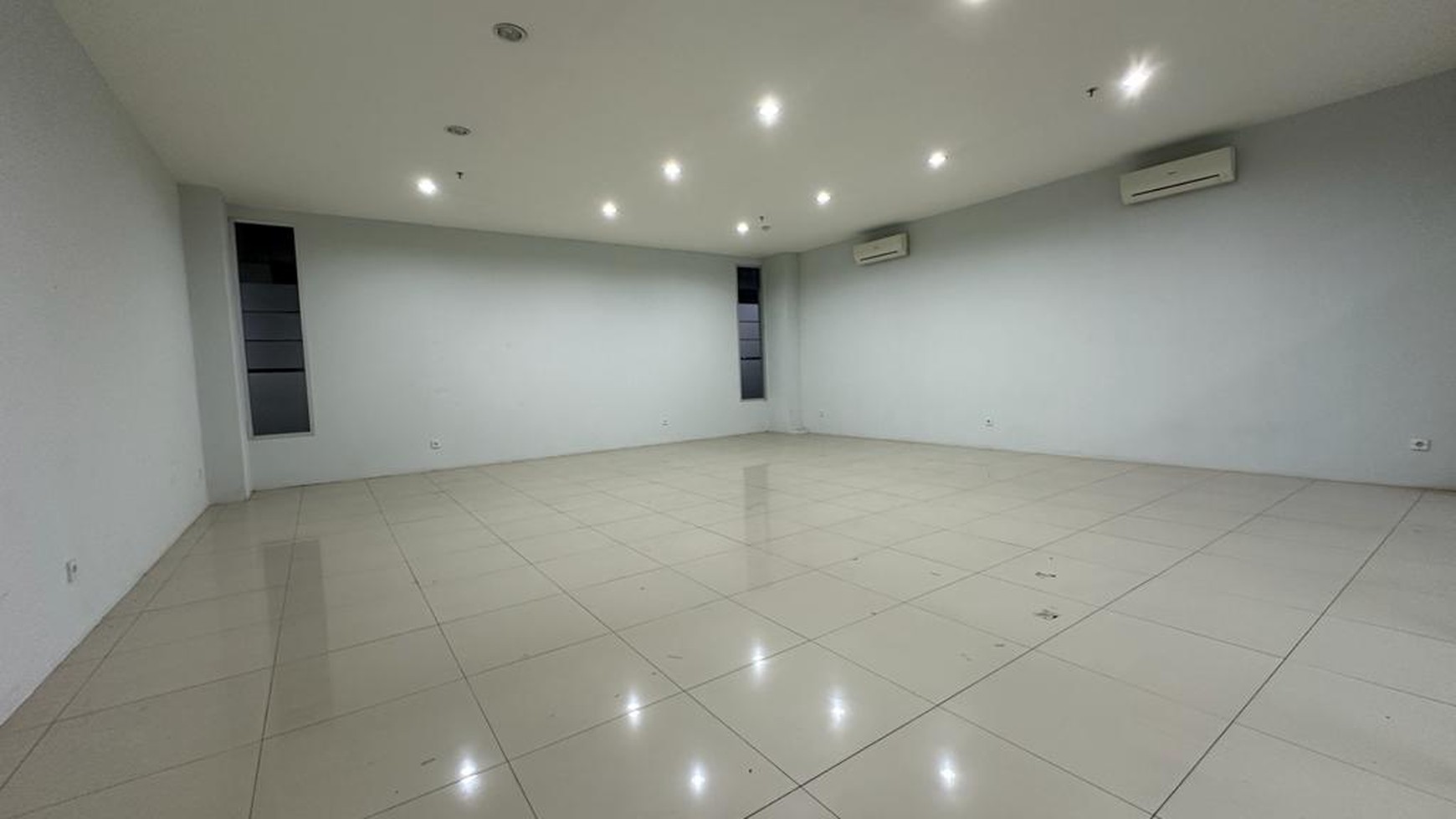 Dijual office space di Office Suite Thamrin City - Jakarta Pusat