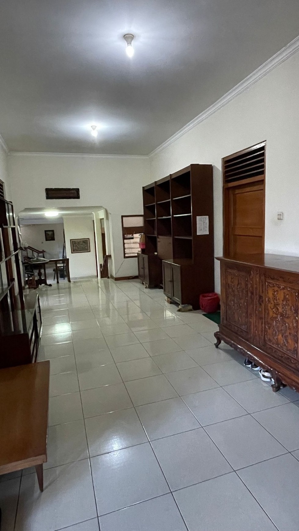 RUMAH LAMA TERAWAT RADIO DALAM JAKARTA SELATAN