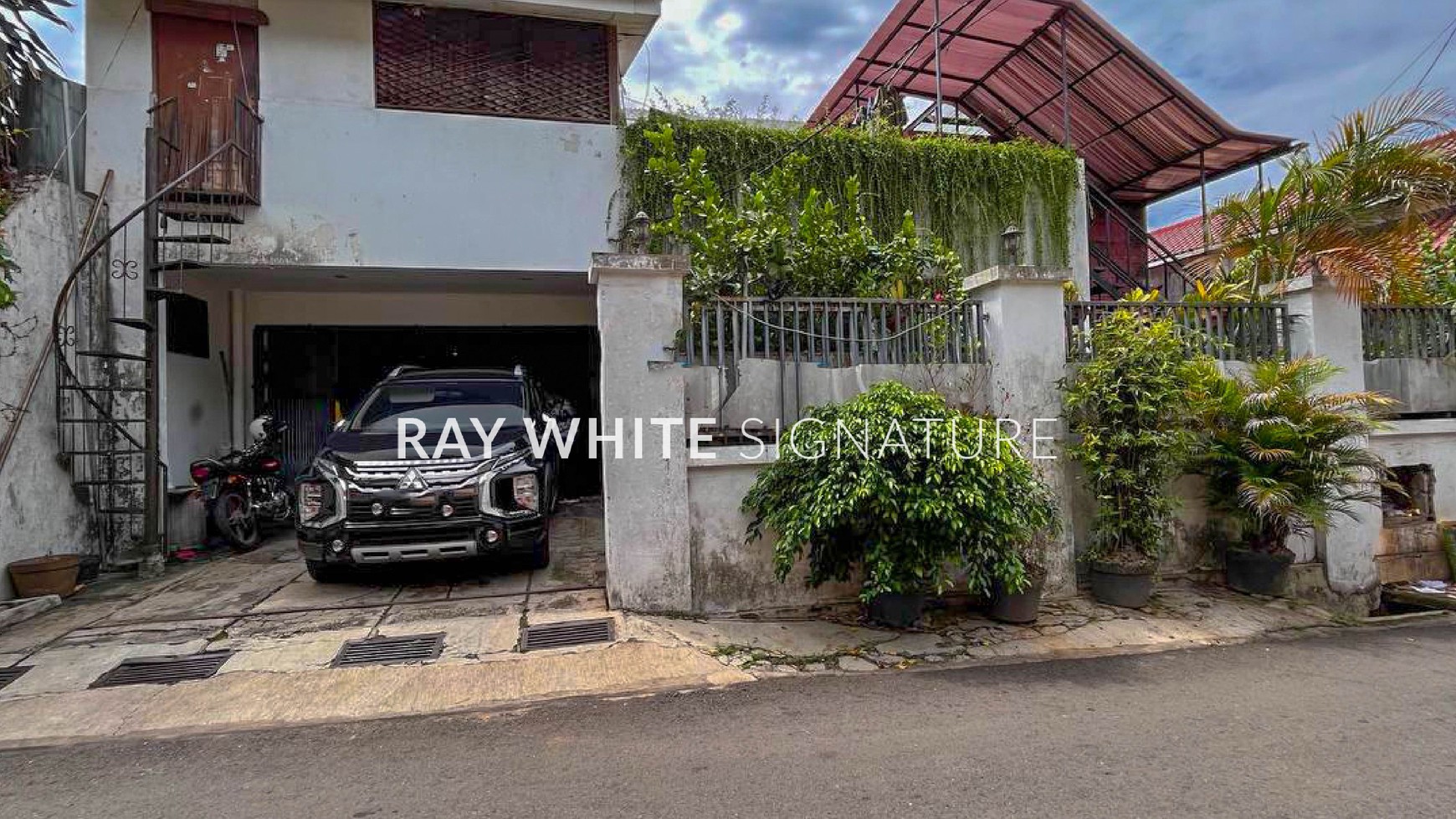 Dijual Rumah di Jalan Benda, Kebayoran Baru, Jakarta Selatan