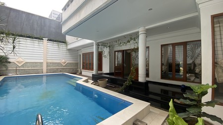 Beautiful and comfy house at kebayoran baru area