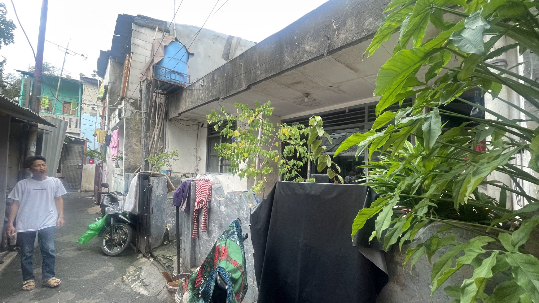 RUMAH TINGGAL STRATEGIS  n MURAH JL PALBATU 3 MENTENG DALAM