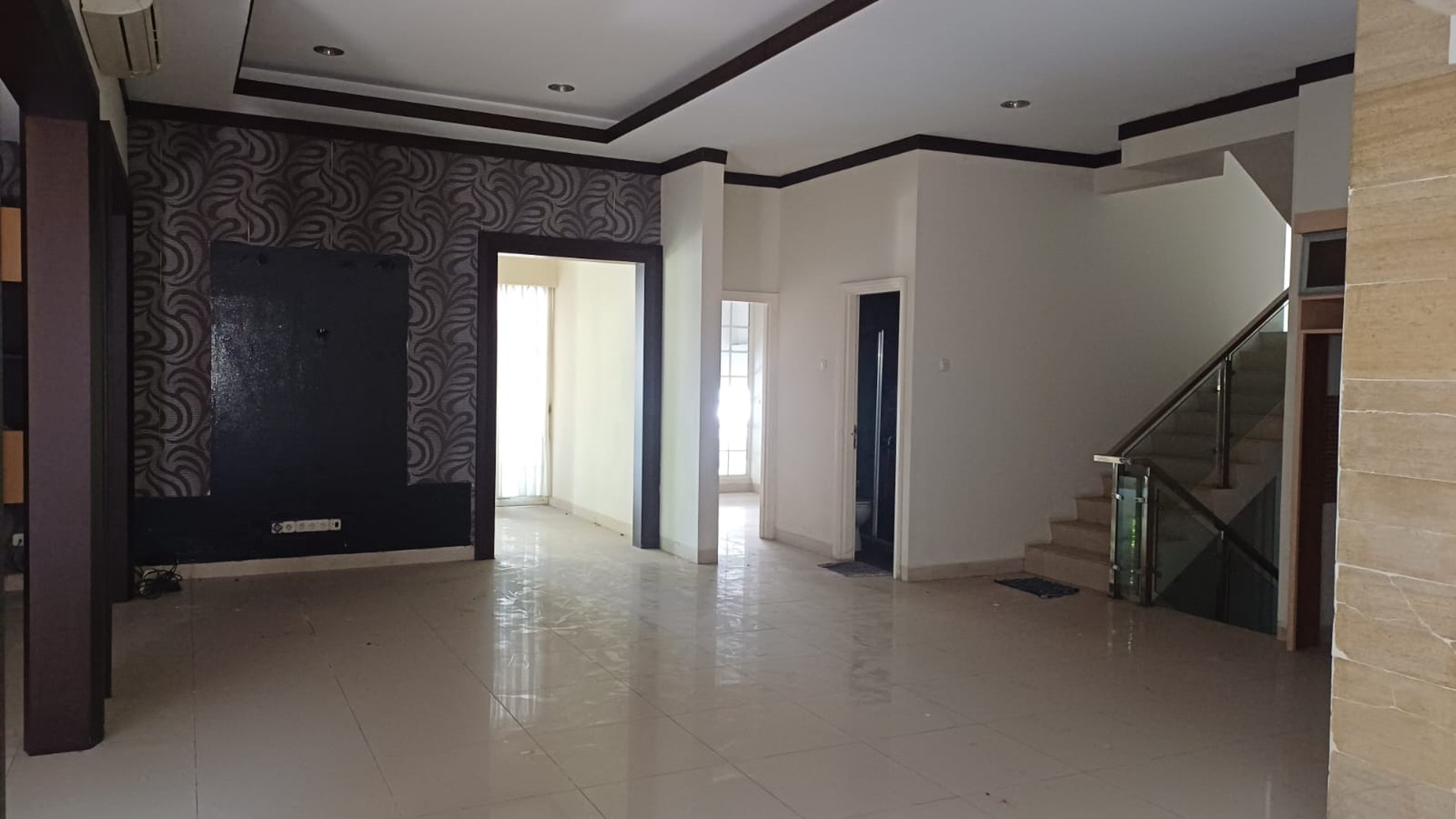 Disewakan Rumah Exclusive Bintaro Jaya dengan Lingkungan Asri dan Nyaman 