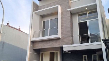 1619. Dijual Rumah San Diego Pakuwon City Surabaya