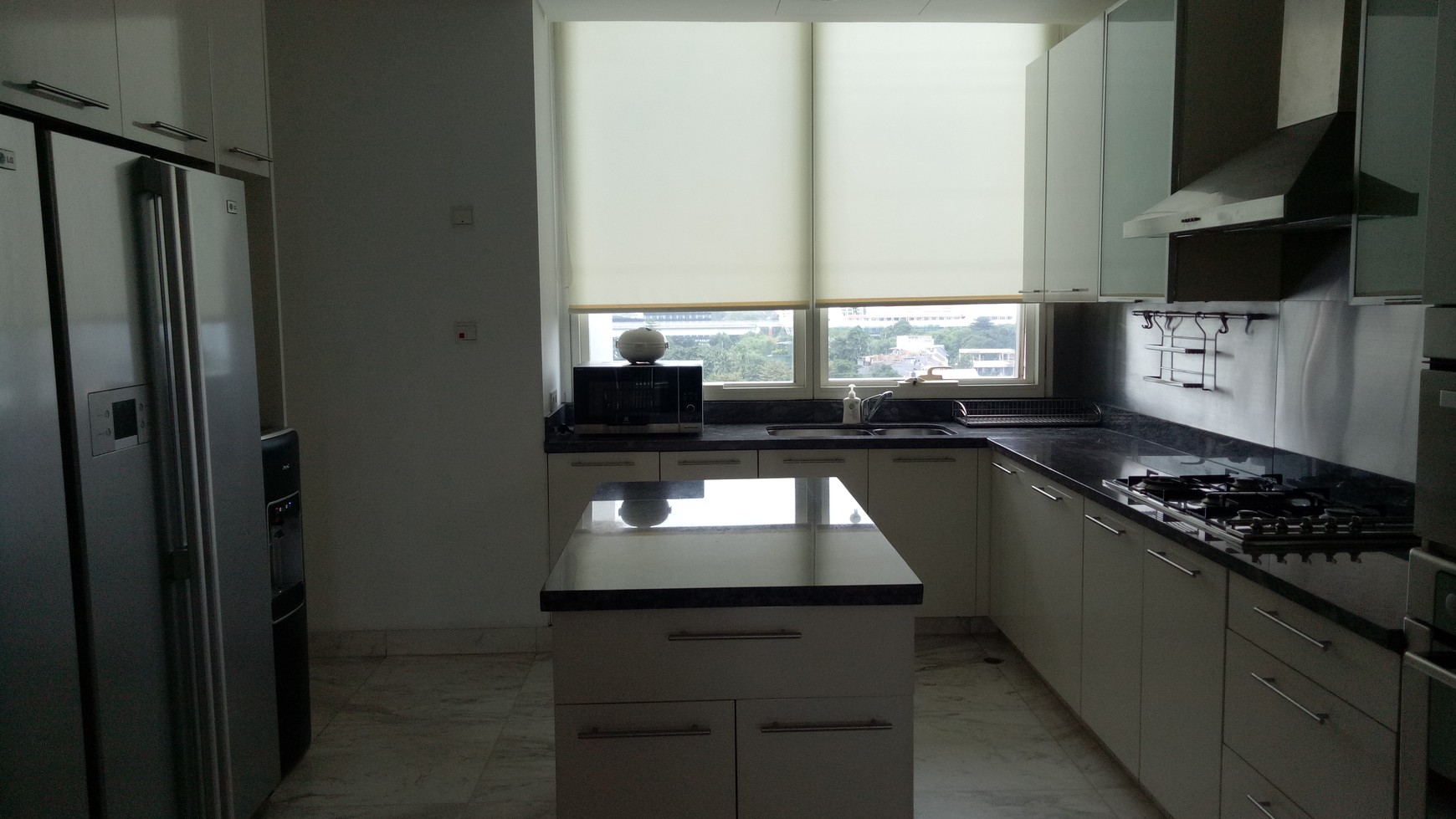 Apartemen Mewah Full Furnished di Area Strategis #IMAW