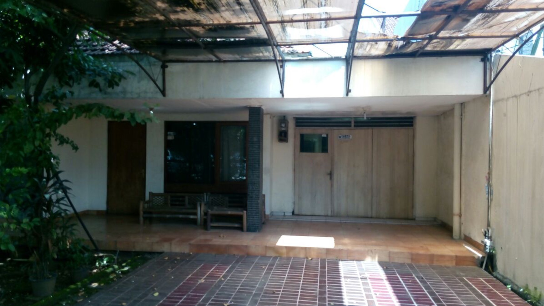 DIJUAL RUMAH JALAN SLAMET RIYADI JAKARTA TIMUR