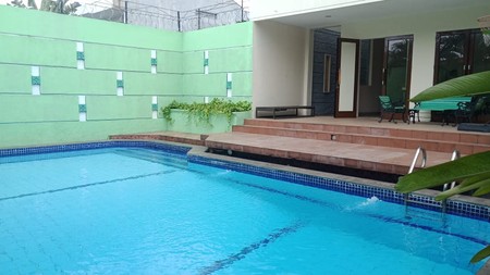 Classic house in Kemang area ready for rent