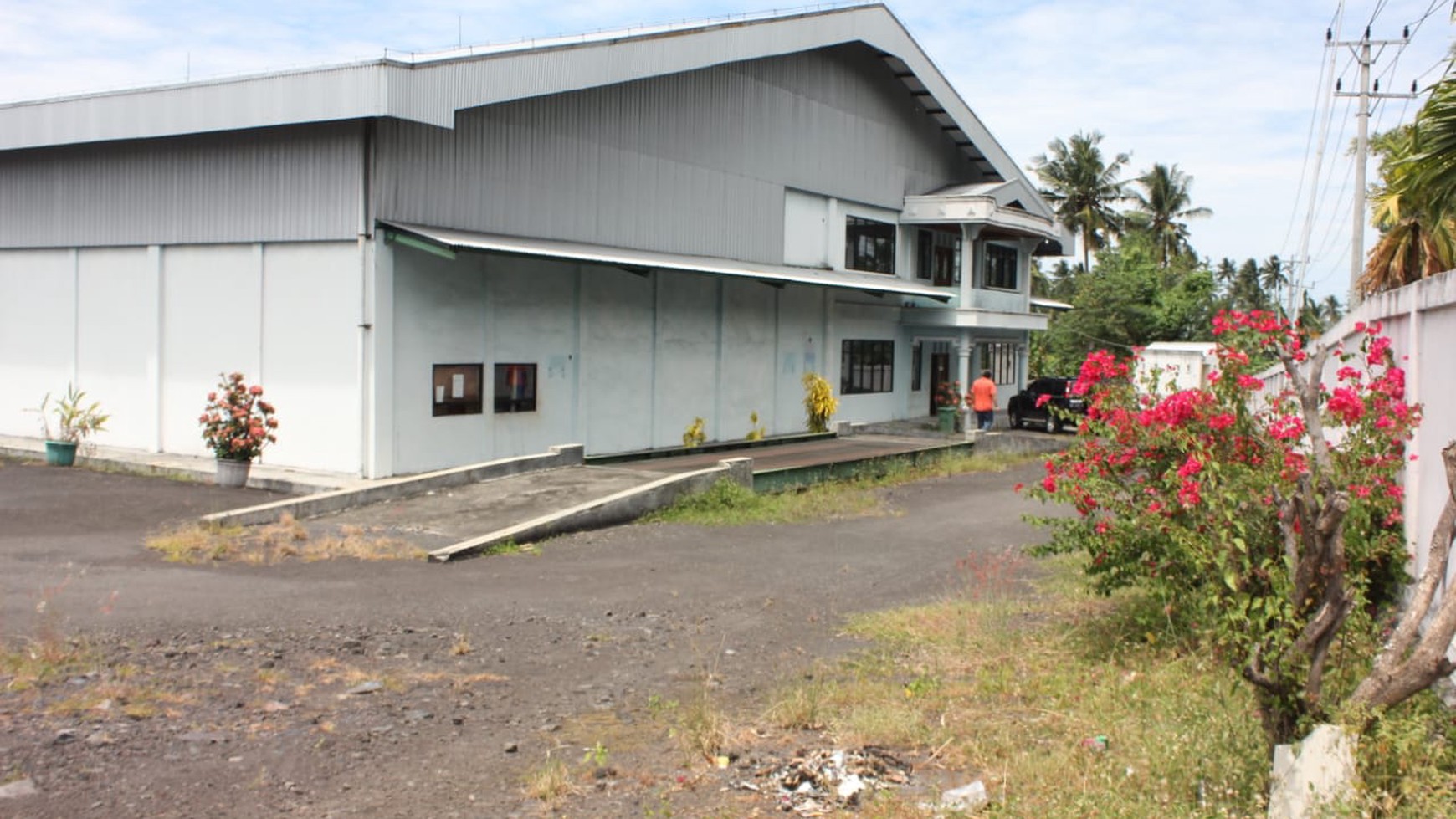 DIJUAL BEBERAPA GUDANG, BANGUNAN DAN DENGAN TANAH 2,5 HA DI KAWASAN (KEK) BITUNG BARAT, SULAWESI UTARA