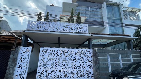 Rumah Lux Full furnished di jalan Atlas, Antapani