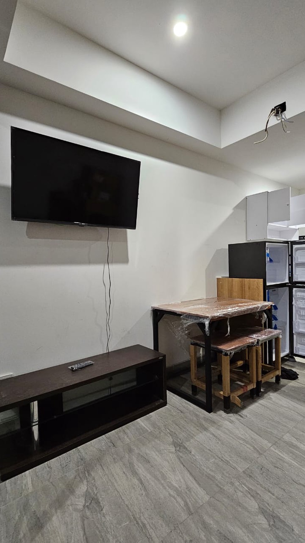 Dijual Apartement Apart Collins Tower Hyde, Serpong Tangerang