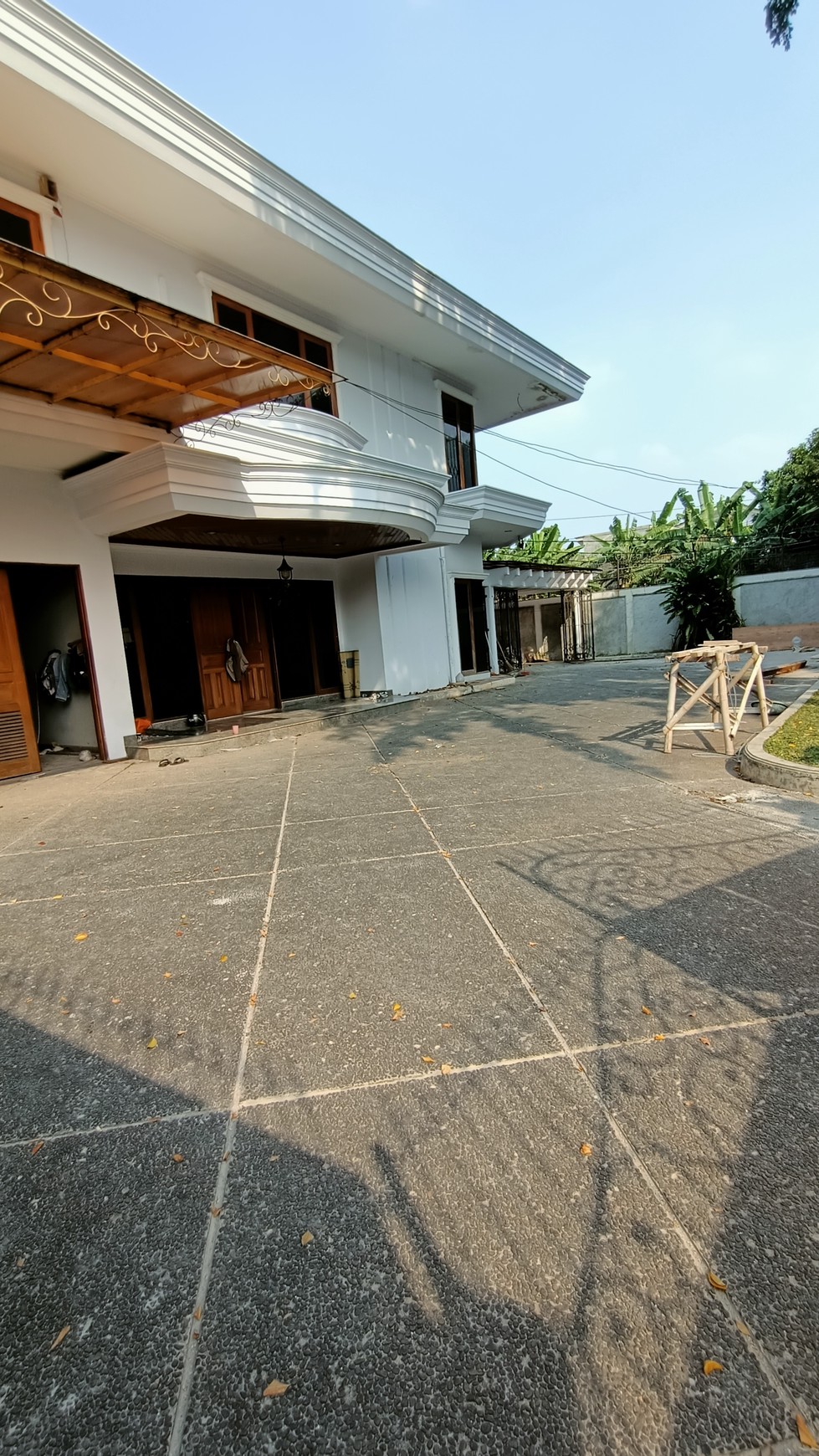 big House at Kemang Jakarta Selatan 