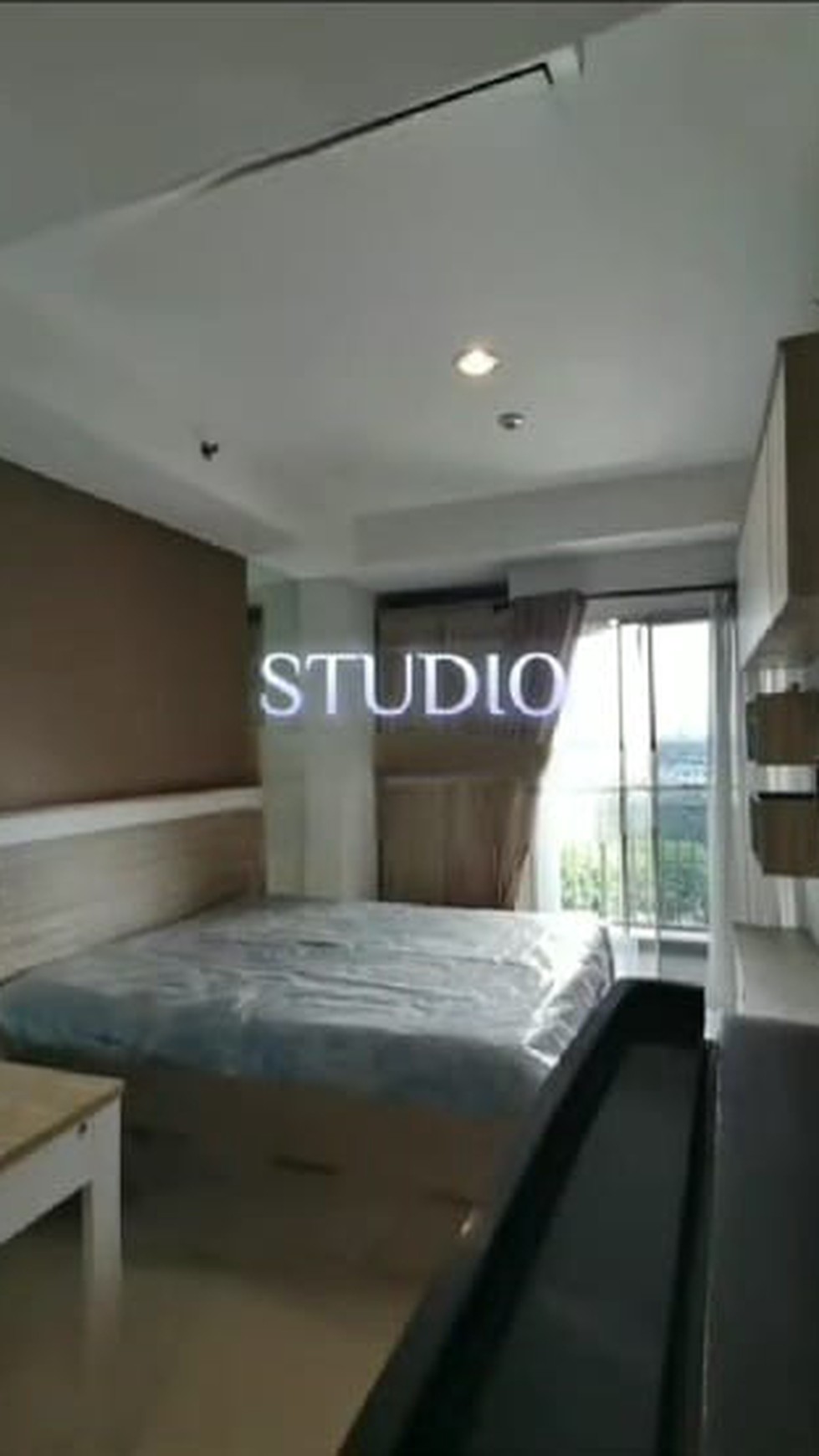 Tinggal Bawa Koper Apartemen Studio Furnished Springwood Alam Sutera Tangerang Banten