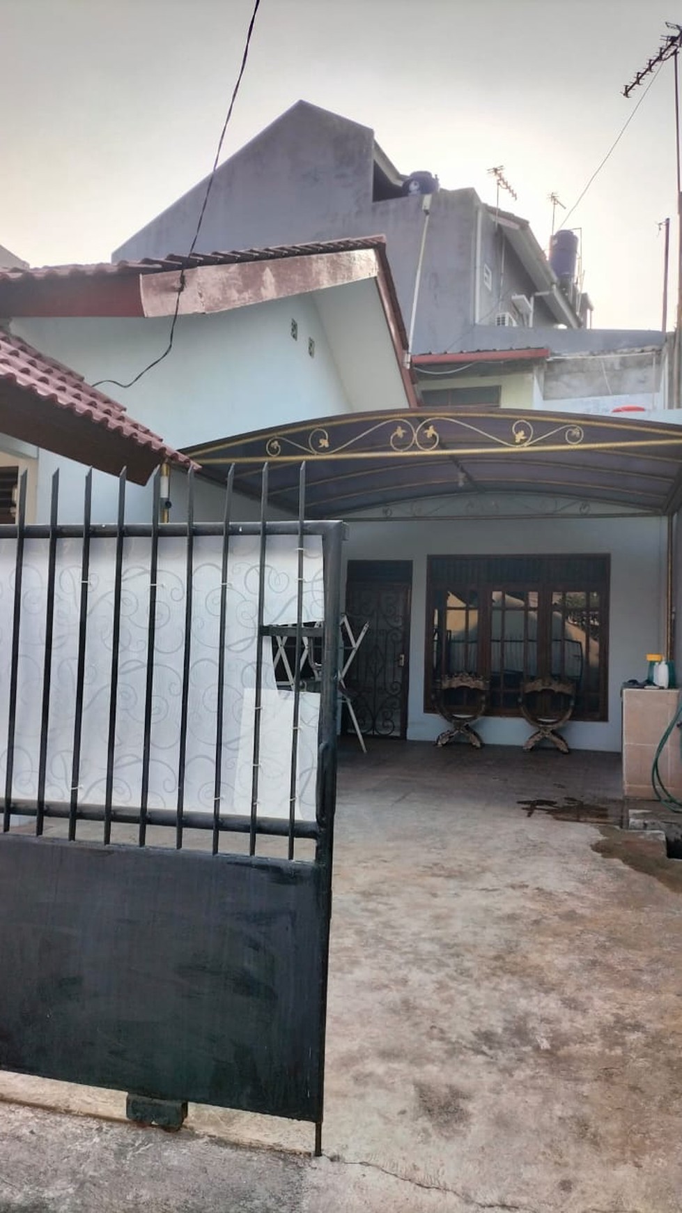 Dijual Rumah Asri  Komp AL Jatibening dekat Gerbang Tol Cikunir