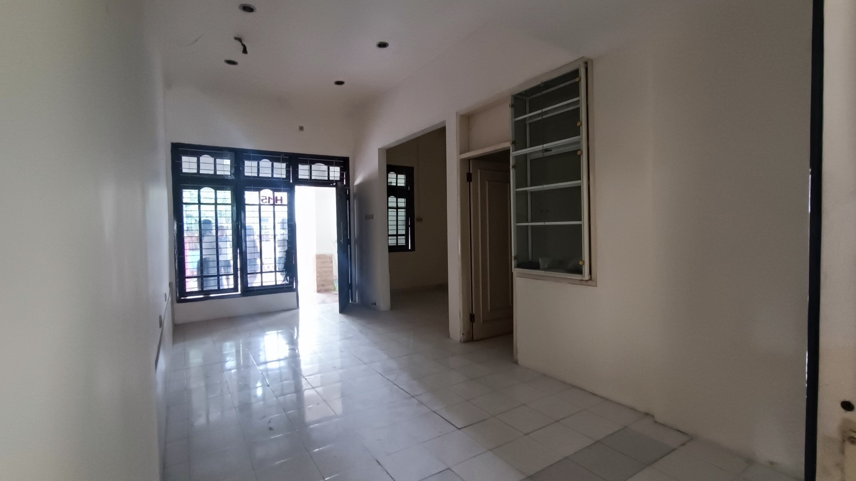 1629. DiJual Rumah Siwalankerto Permai Surabaya