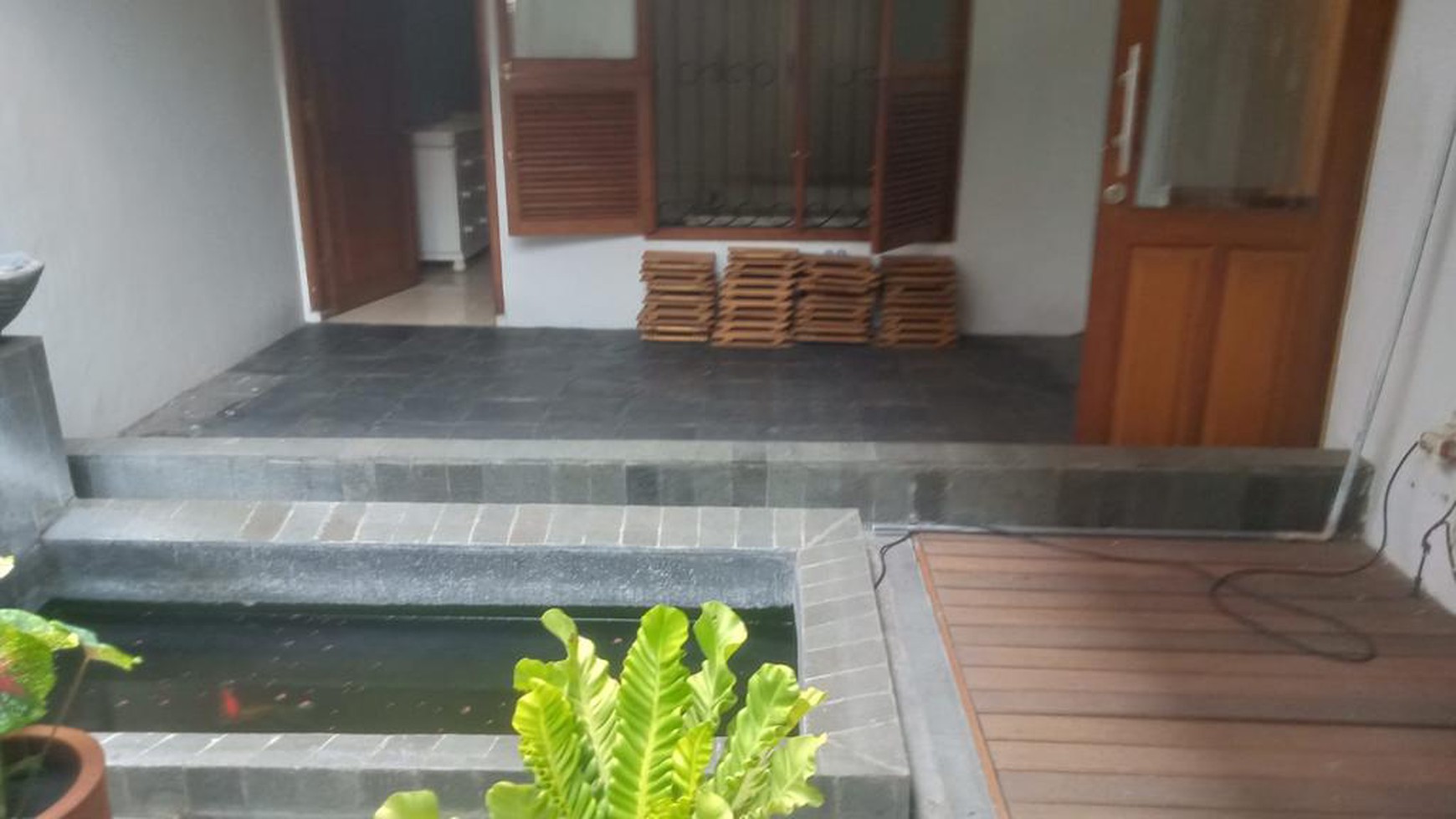 1630. Dijual Rumah Bagus Jl Asem Asemrowo Surabaya