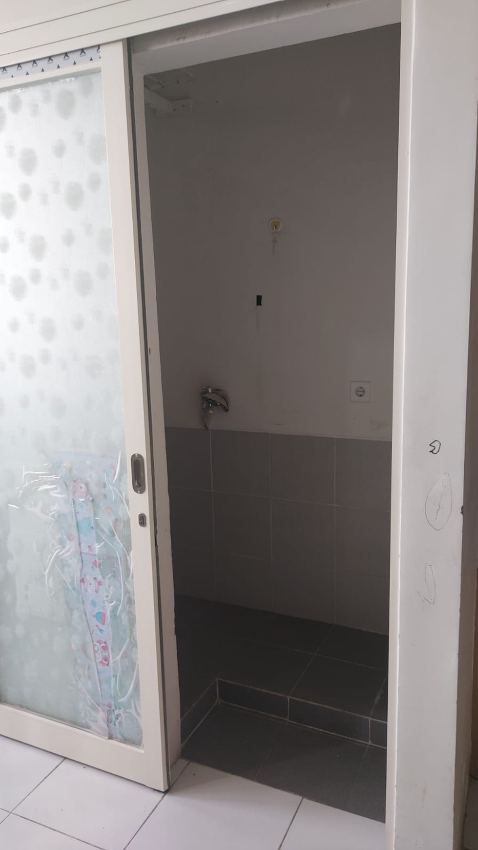 1632. Dijual Murah Apartemen royal cityloft Surabaya