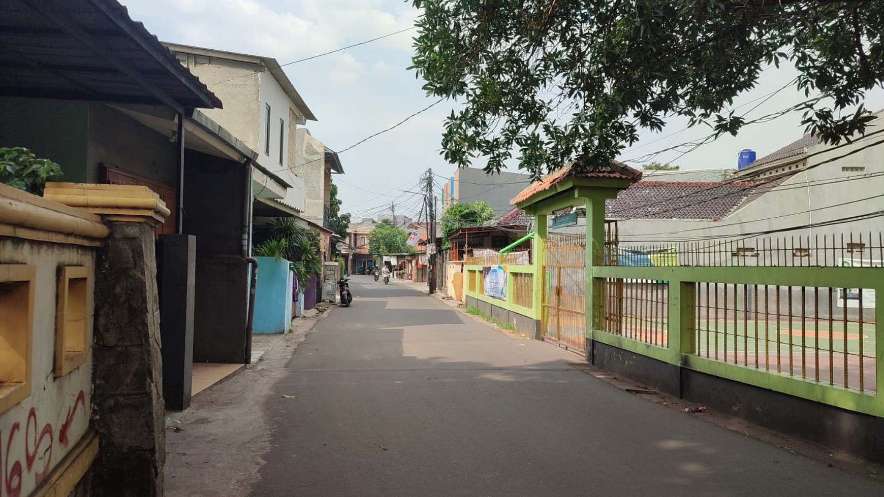 Rumah Lokasi Strategis dan Kawasan Ramai @Larangan Selatan