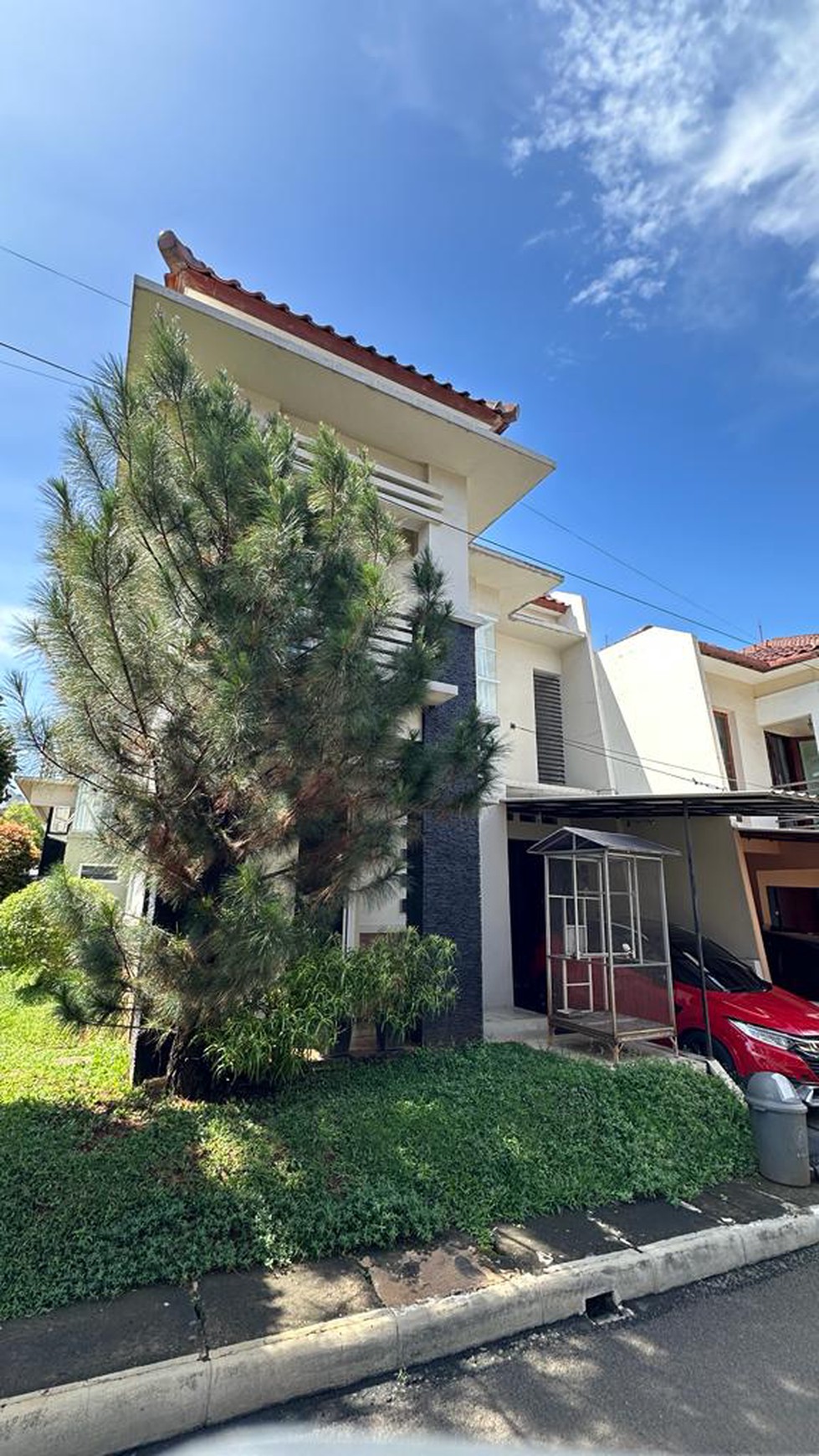 Rumah Modern Minimalis di Komplek Taman Bukit Permai Residences Bintaro Jakarta Selatan