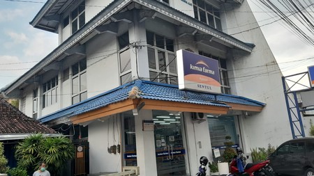 Ruko 3 Lantai Furnish Cocok Untuk Usaha Lokasi Strategis di Jalan Sultan Agung Yogyakarta