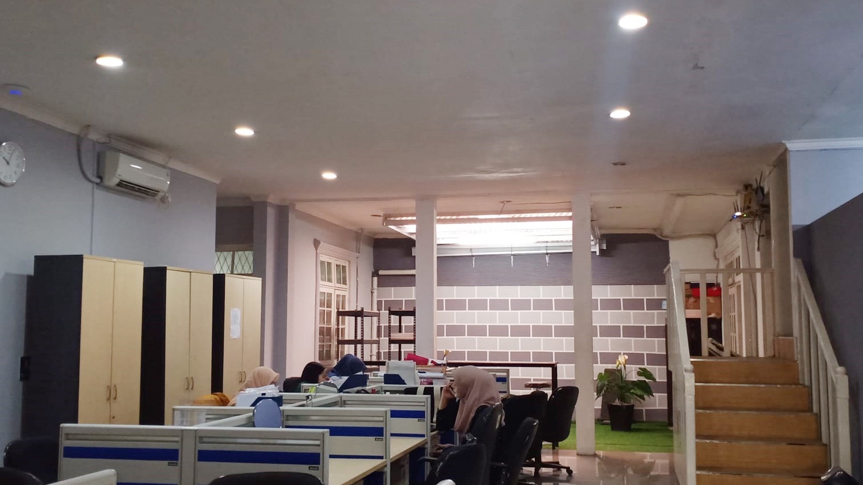 Rumah Cocok untuk Usaha dan Kantor Lokasi Strategis @Tebet Barat