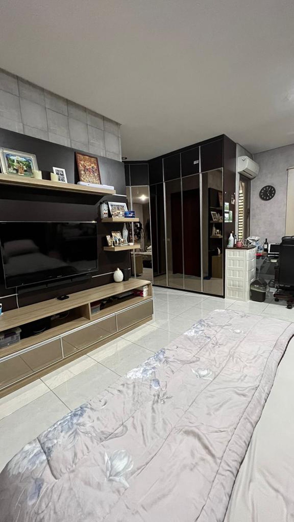 Rumah fully furnished BSD City