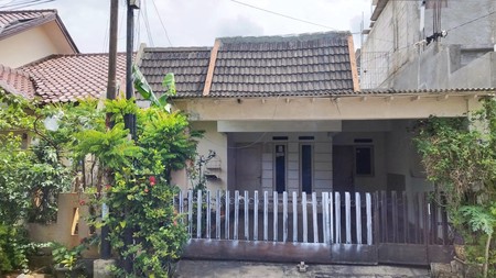 Di Sewa Rumah 2 Lantai Nyaman dan Asri di Sektor 2 Bintaro Jaya