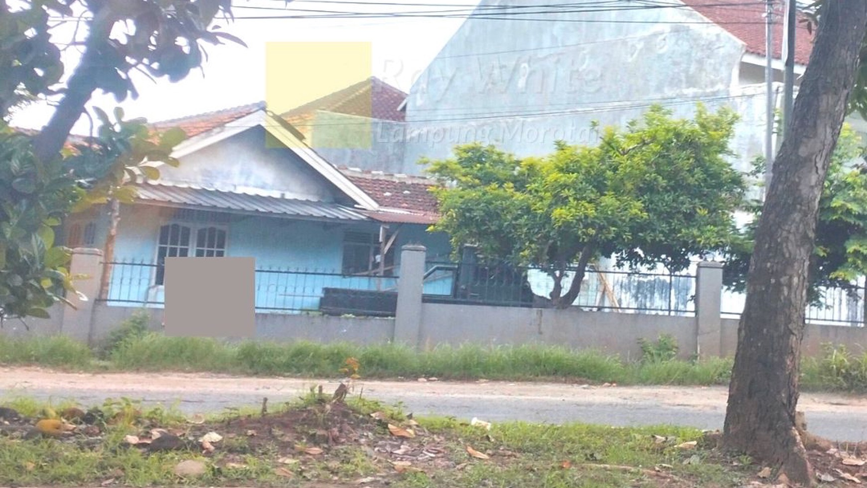 Rumah jual lokasi strategis cocok untuk bangun ruko/ usaha tengah kota bandar lampung