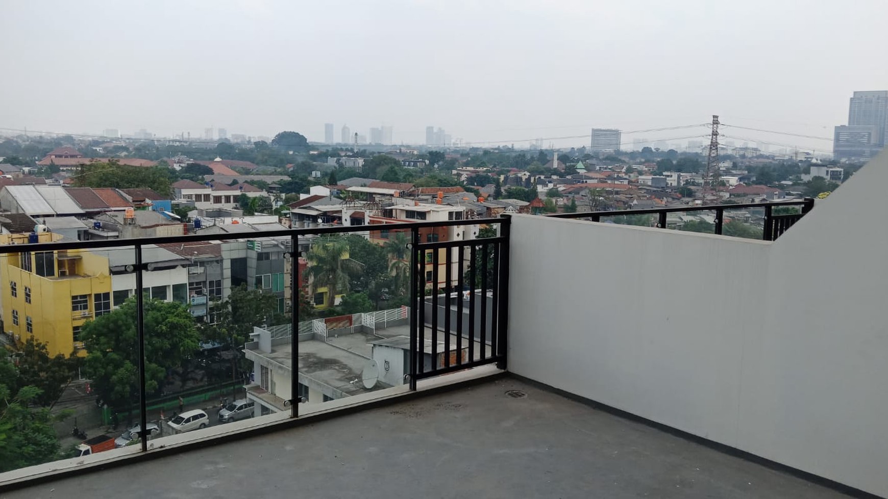 Apartemen Nine Residence Mampang, Tipe Studio dengan Balkon Yang Luas, Siap Huni