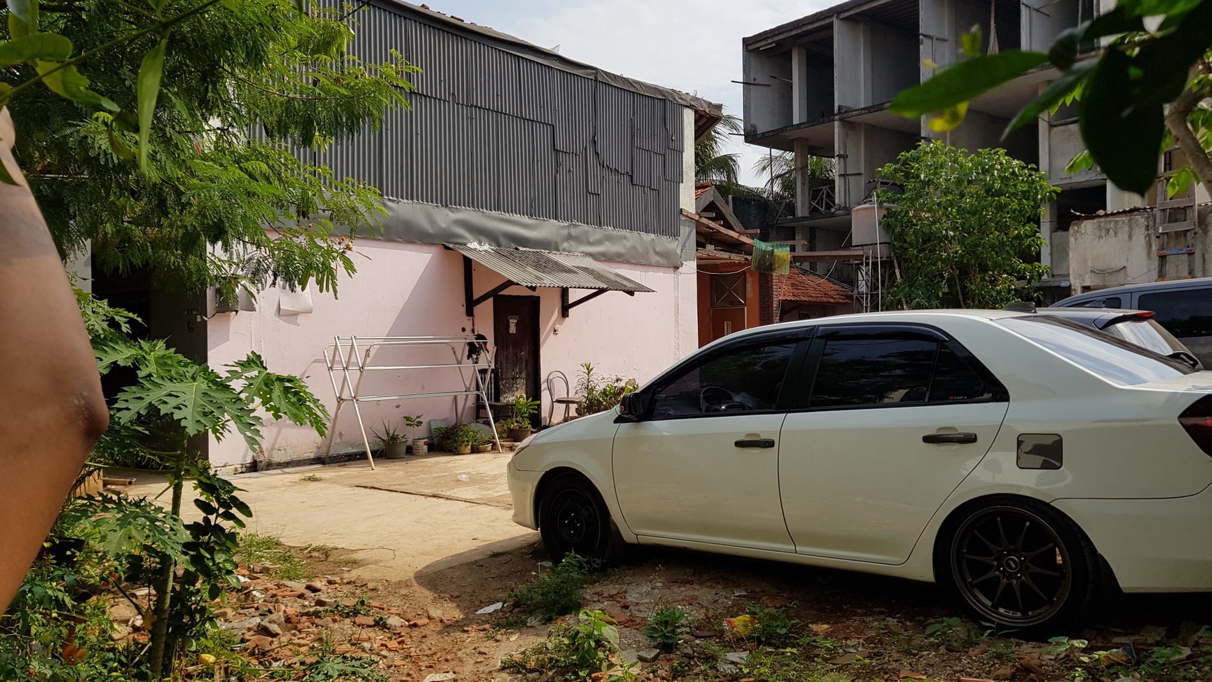 Tanah bentuk kotak harga njop cilandak barat dekat citos bebas banjir