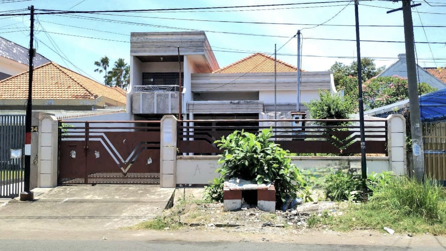 dijual Rumah Usaha Daerah Surabaya Pusat Dekat Arjuno