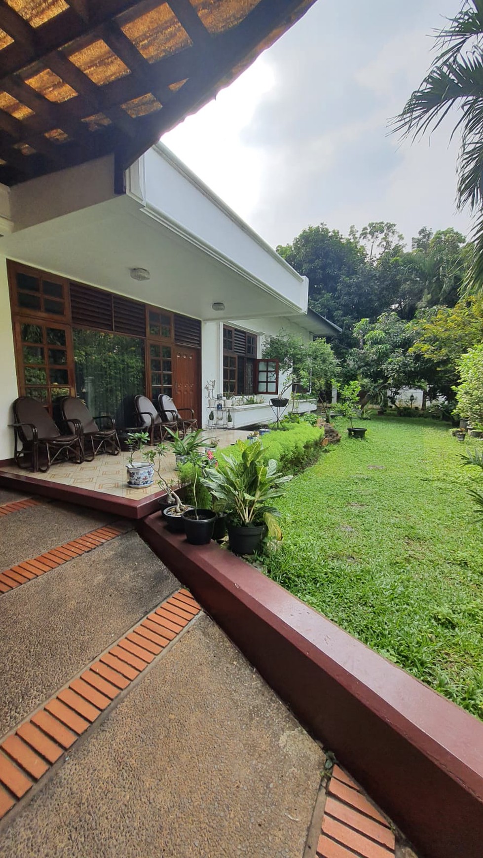 Dijual Rumah Menteng, tenang, asri, exclusive 