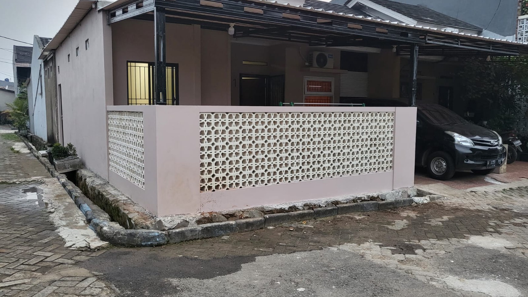 Dijual rumah hunian di Cluster Bumi Padjajaran Galuka - Binong Tangerang