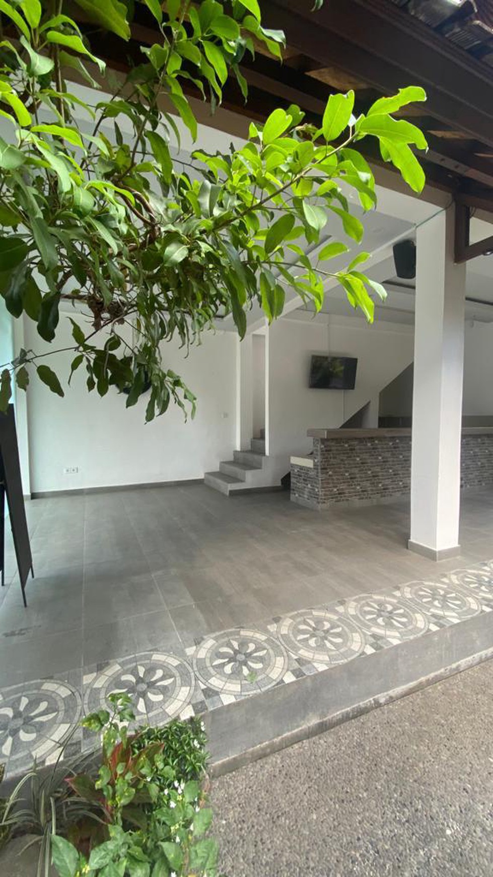 95 Sqm Commercial Space For Rent In Perfect Location In Ubud