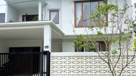 Dijual Rumah cantik  Cinere Blok K 