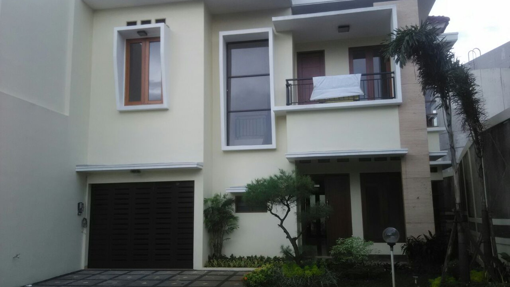 Rumah Baru dalam TownHouse di Jl. Intan Cilandak