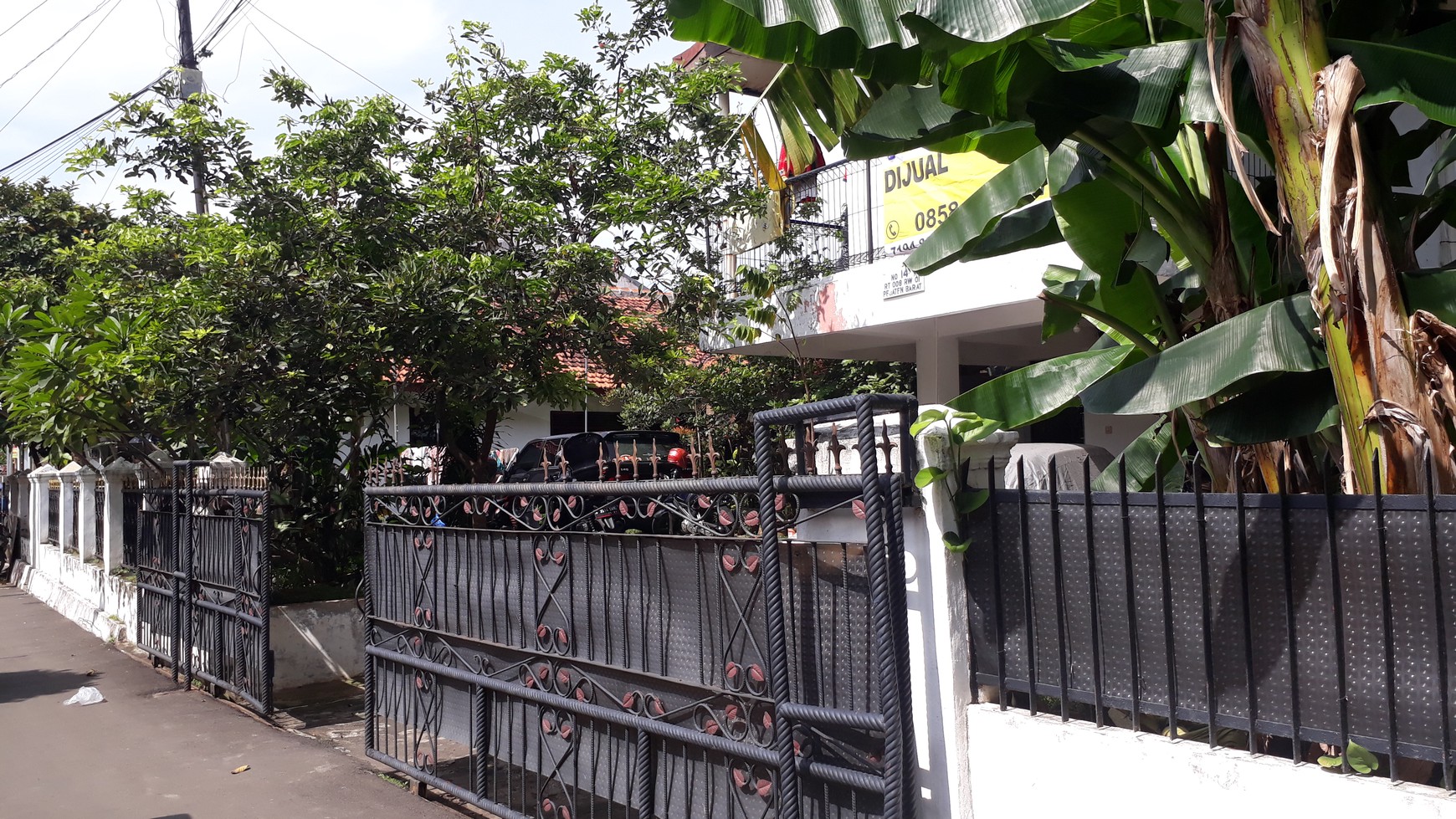 Rumah Kosan Strategis Hitung Tanah di Pejaten Barat