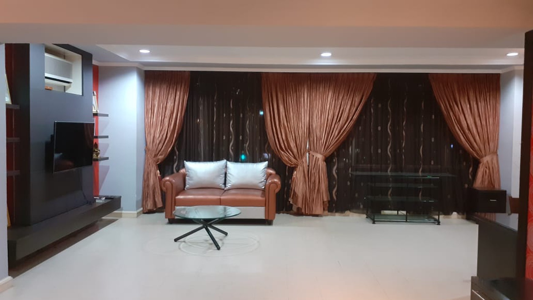 Apartemen Puri Imperium Penthouse Lantai Tinggi, Jakarta Selatan