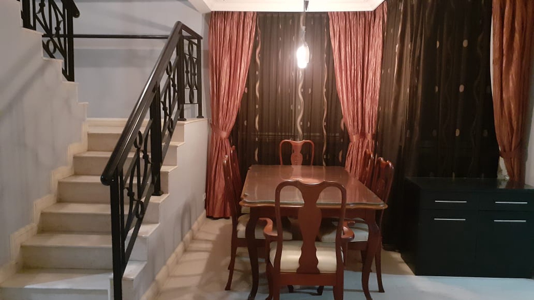 Apartemen Puri Imperium Penthouse Lantai Tinggi, Jakarta Selatan