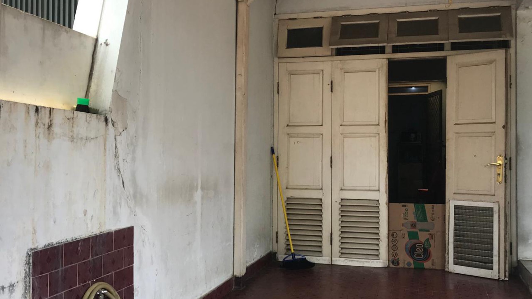 Rumah Lama 1 Lantai Area Pejaten Barat