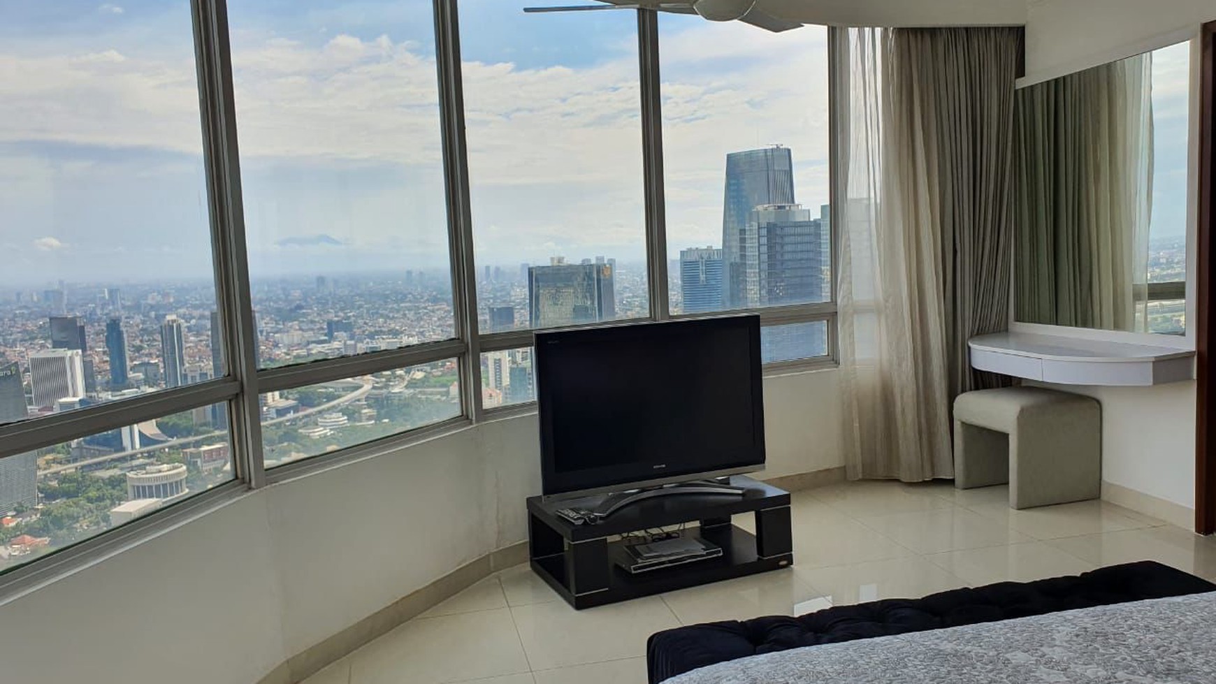 Junior Penthouse 4KT apartemen denpasar kuningan city view